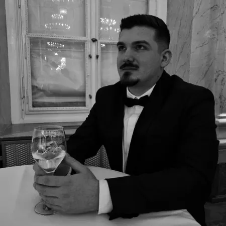 Nikola Tomic