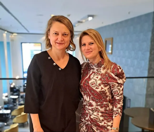 Evica and Veronika, founders of Momentum33
